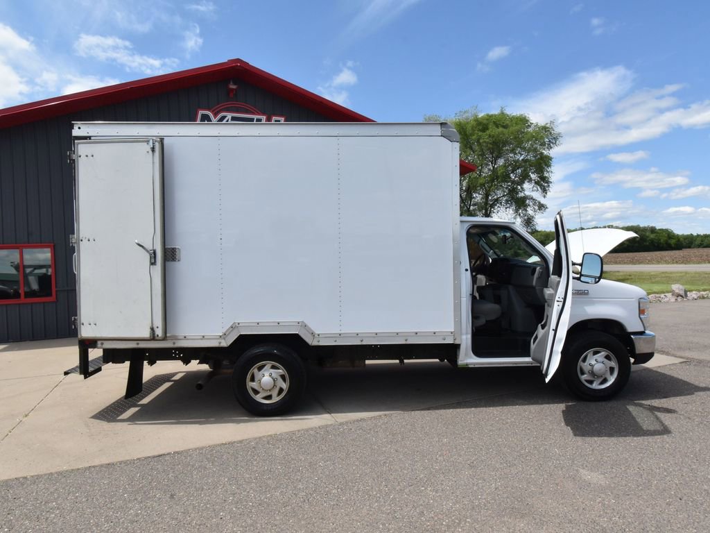 Used 2019 Ford E-350 and Econoline 350 Super Duty w/ Power Windows & Locks Group RWD image 22