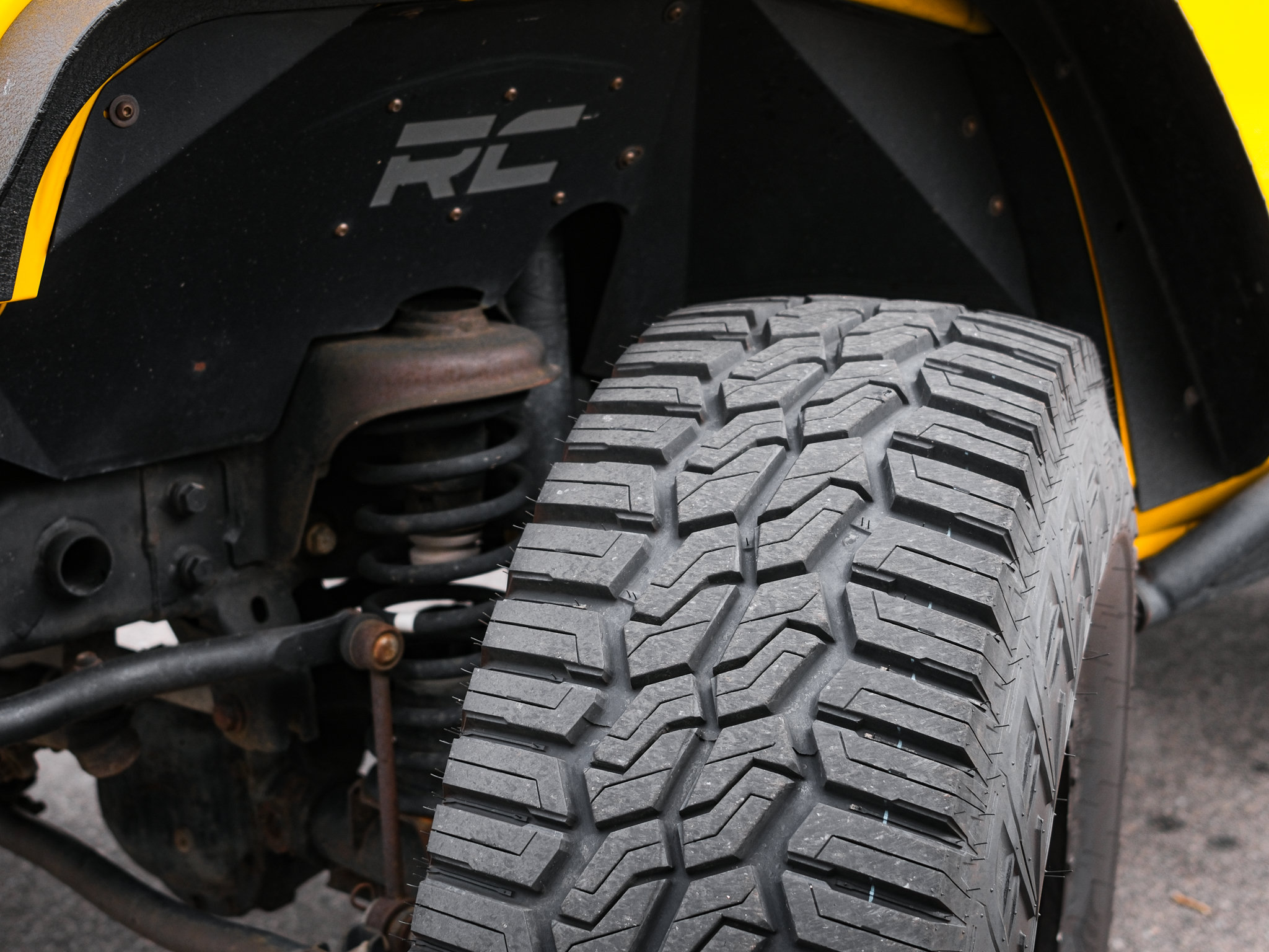 Used 2015 Jeep Wrangler Sahara AWD/4WD image 12