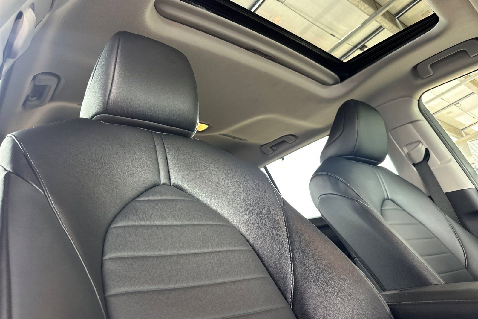 Certified 2024 Toyota Highlander XLE image 21