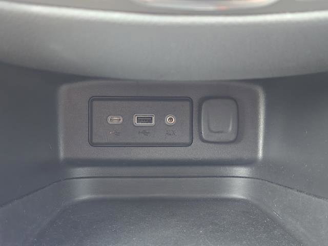 Used 2024 Chevrolet Equinox LT image 24