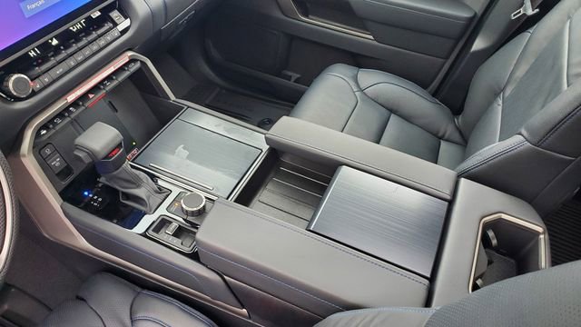 New 2026 Toyota Tundra Limited image 16