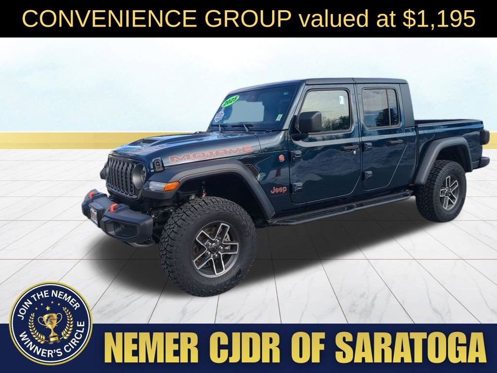 Used 2025 Jeep Gladiator Mojave w/ Convenience Group image 3