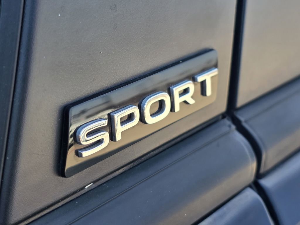 Used 2025 Volkswagen Jetta Sport image 7