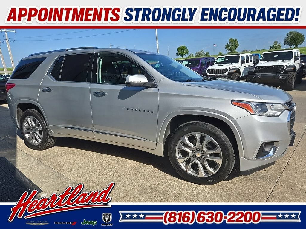 Used 2021 Chevrolet Traverse Premier AWD/4WD image 13