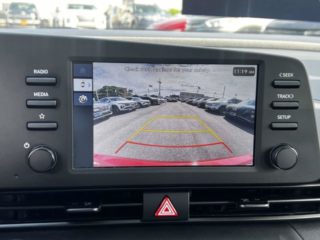 Certified 2025 Hyundai Elantra Sport FWD image 27