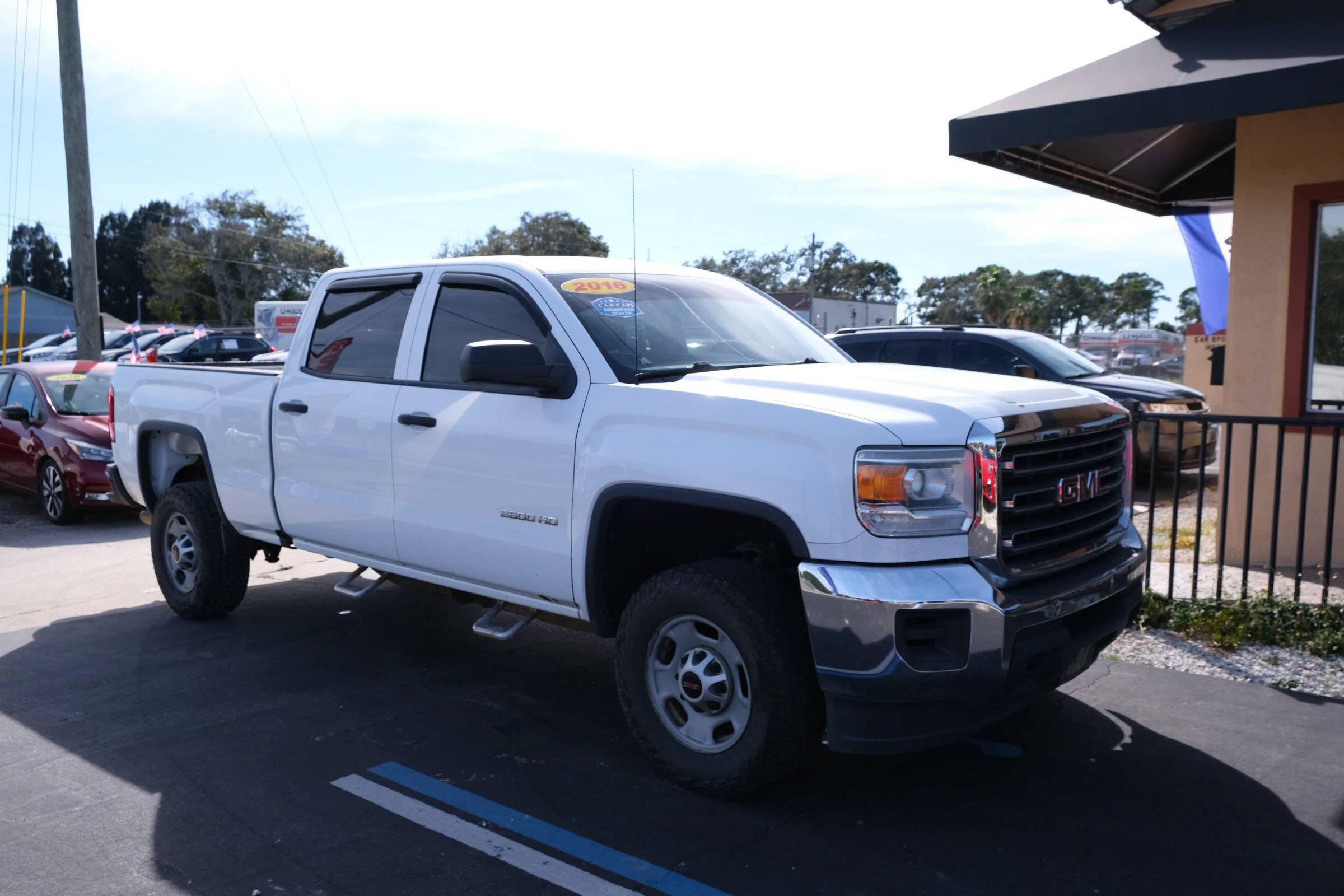 Used 2016 GMC Sierra 2500 2WD Crew Cab image 7