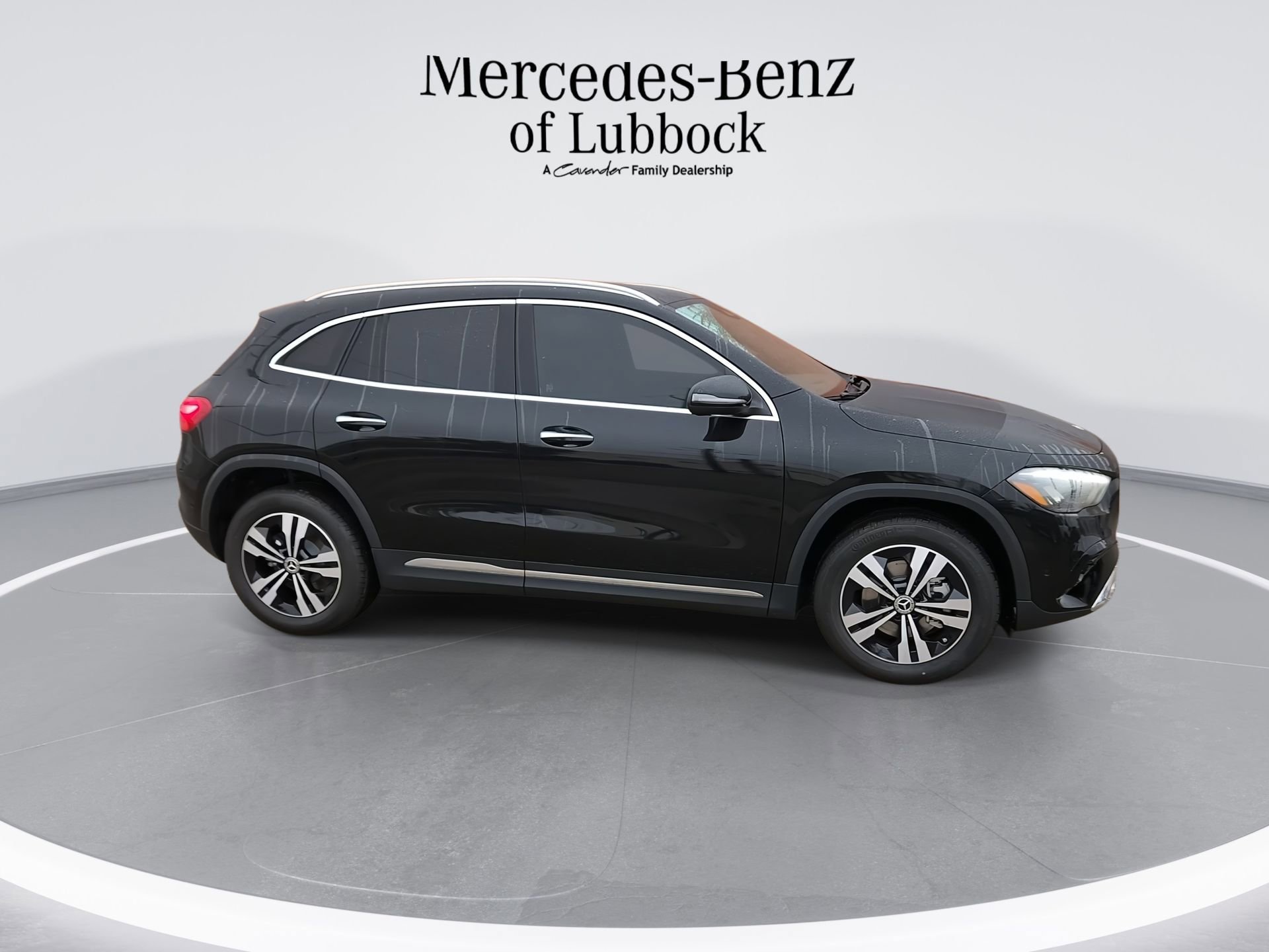 New 2025 Mercedes-Benz GLA 250 4MATIC image 9