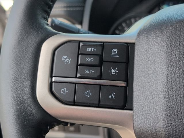 Used 2023 Ford Expedition XLT image 27