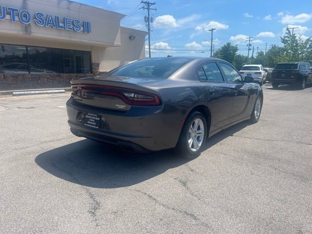 Used 2019 Dodge Charger SXT image 6
