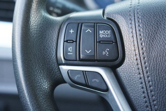 Used 2020 Toyota Sienna LE image 23