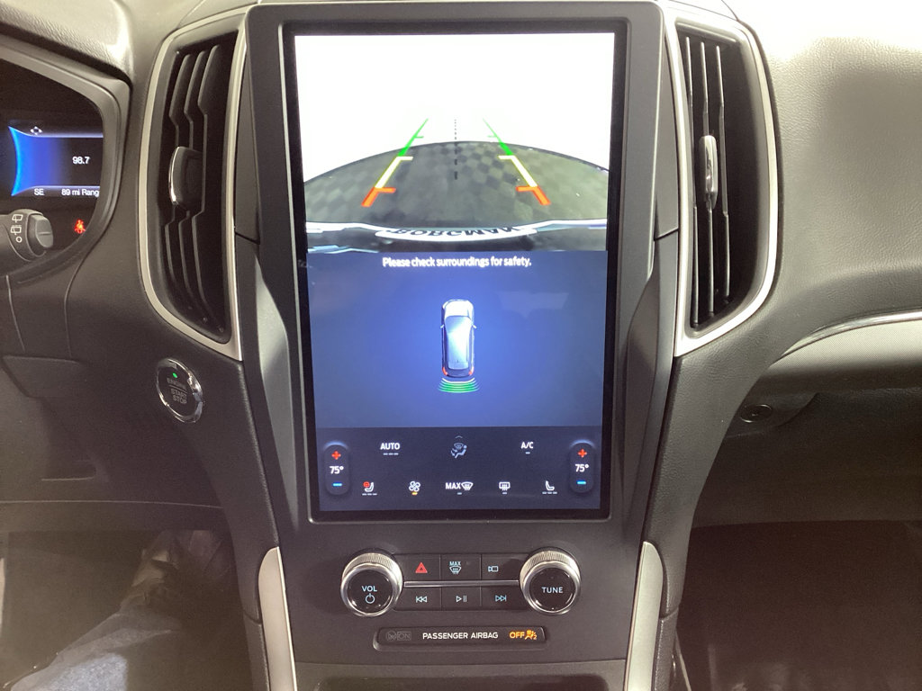 Used 2023 Ford Edge SEL w/ Sport Appearance Package image 27
