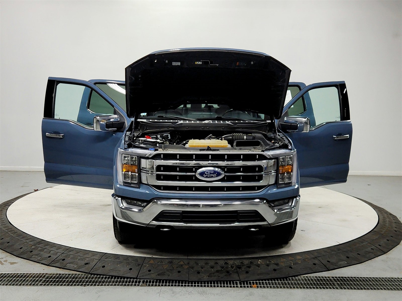 Used 2023 Ford F150 Lariat image 10