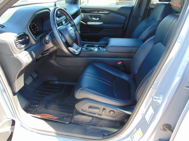 Certified 2024 Honda Pilot TrailSport image 10