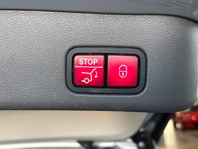 Used 2014 Mercedes-Benz ML 550 4MATIC image 37