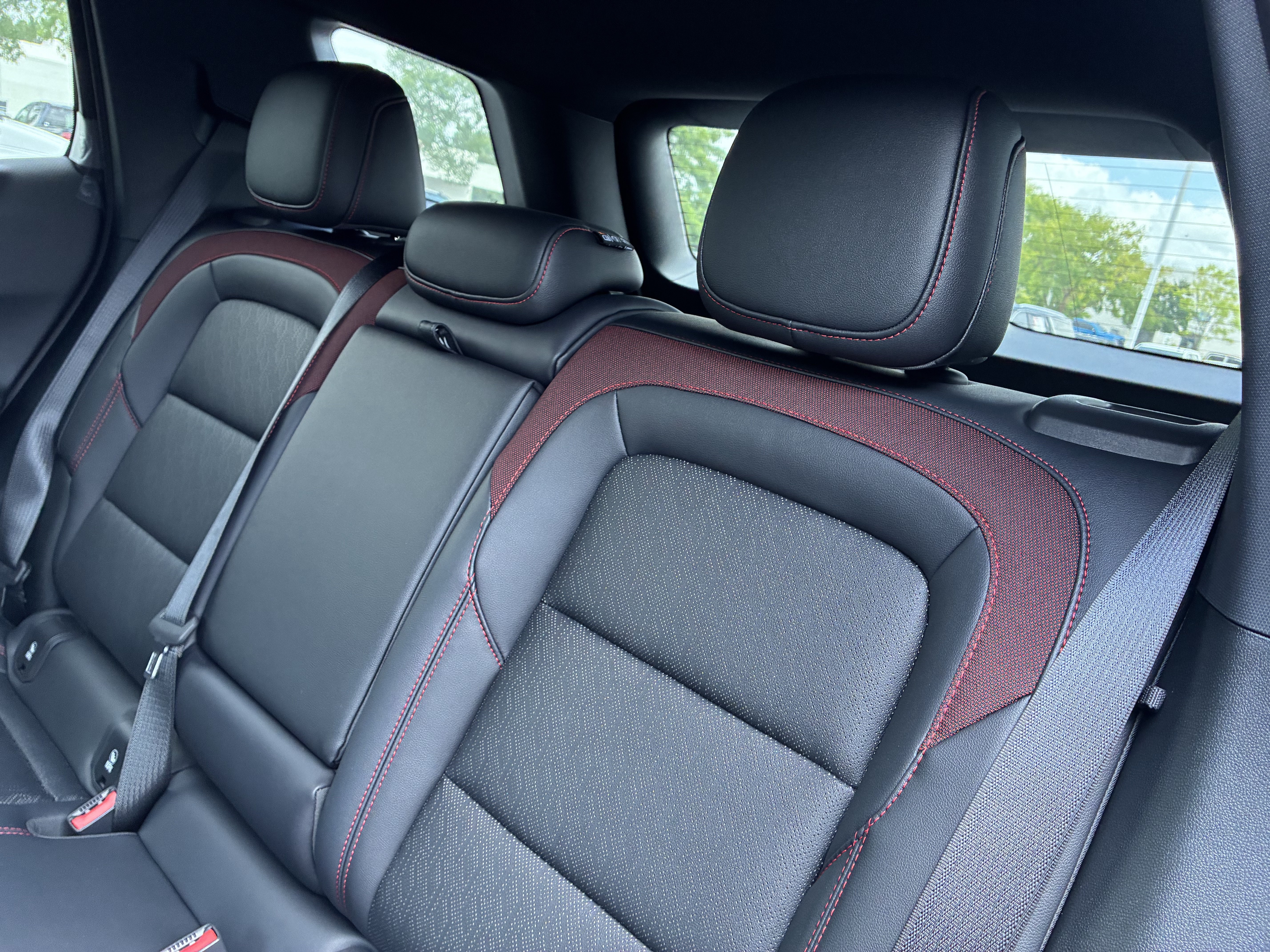 New 2027 Chevrolet Equinox RS w/ Convenience Package III FWD image 14