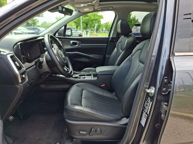 Used 2022 Kia Sorento S w/ Panoramic Sunroof Package AWD/4WD image 13