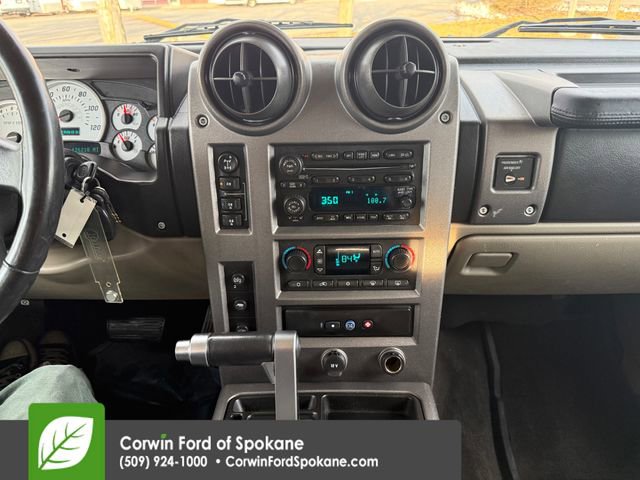 Used 2004 HUMMER H2 w/ Preferred Equipment Group image 30