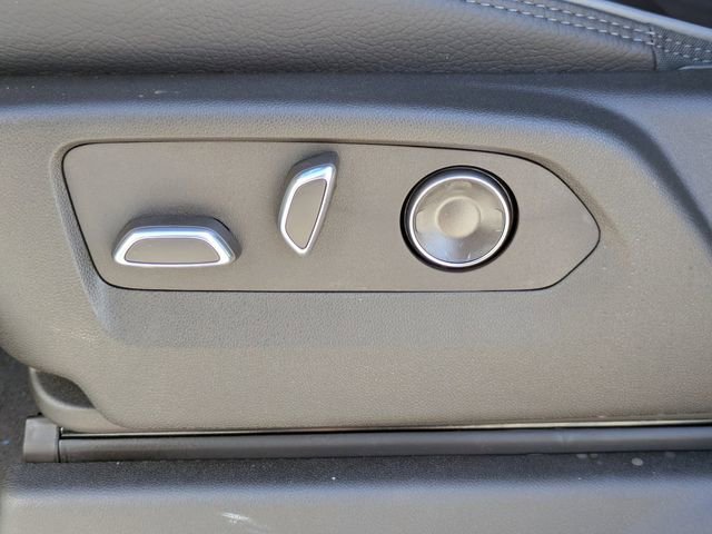 New 2026 GMC Sierra 3500 Denali w/ Denali Reserve Package image 19