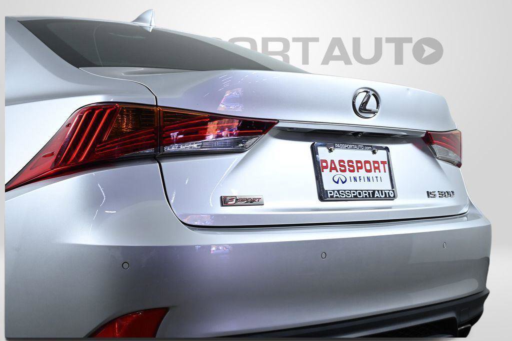 Used 2019 Lexus IS 300 F Sport w/ F Sport Package image 7