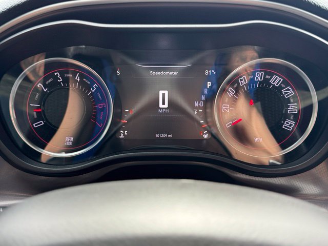 Used 2022 Dodge Challenger R/T RWD image 13