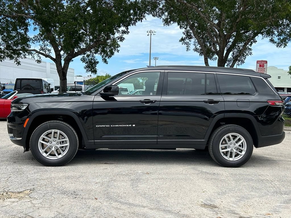 New 2024 Jeep Grand Cherokee L Laredo RWD image 7