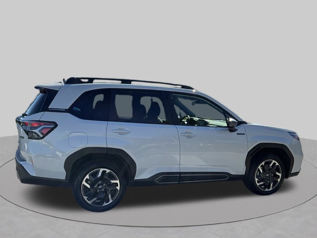 Used 2025 Subaru Forester Limited w/ Popular Package AWD/4WD image 11