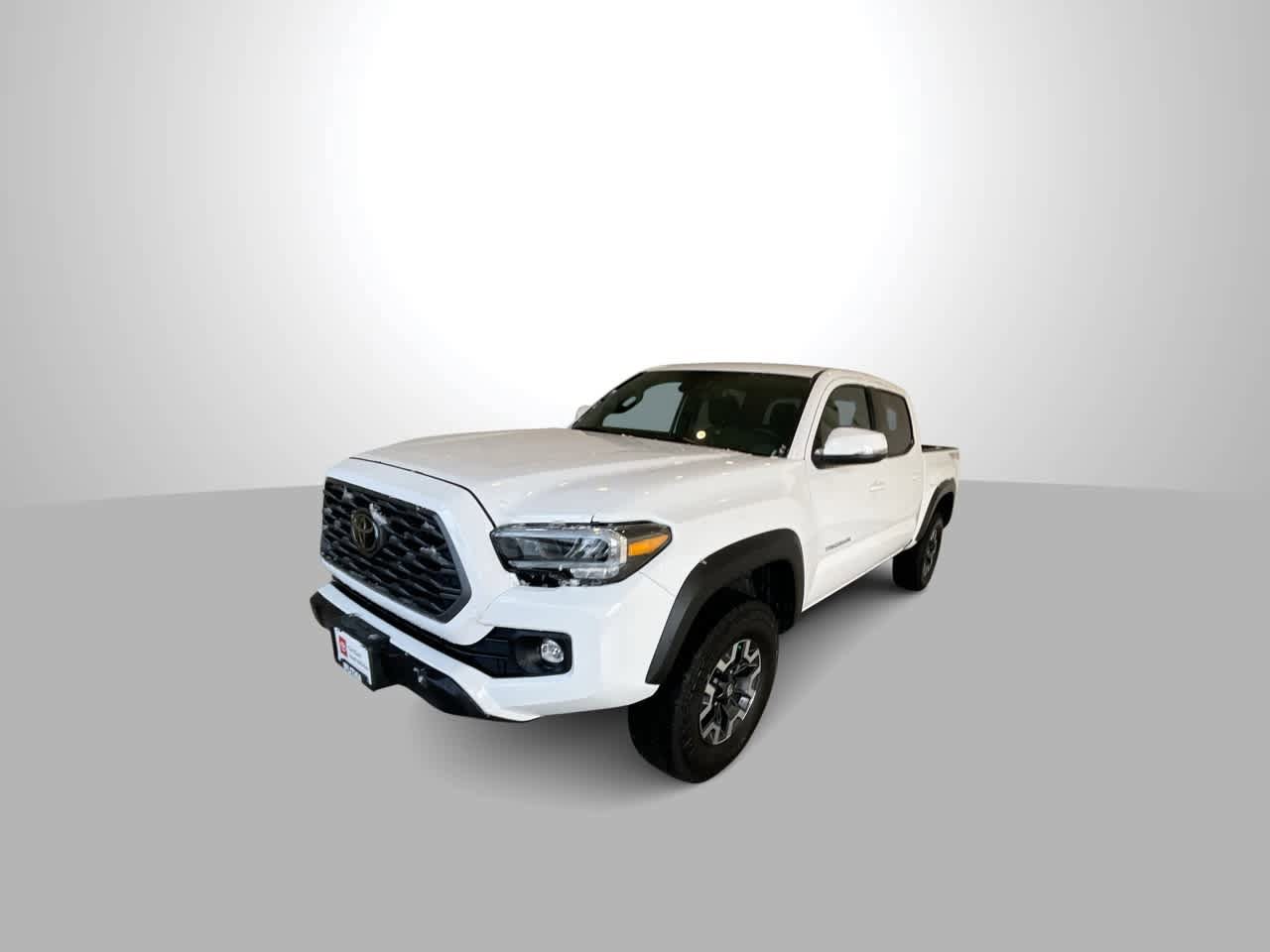 Certified 2023 Toyota Tacoma TRD Off-Road AWD/4WD image 4