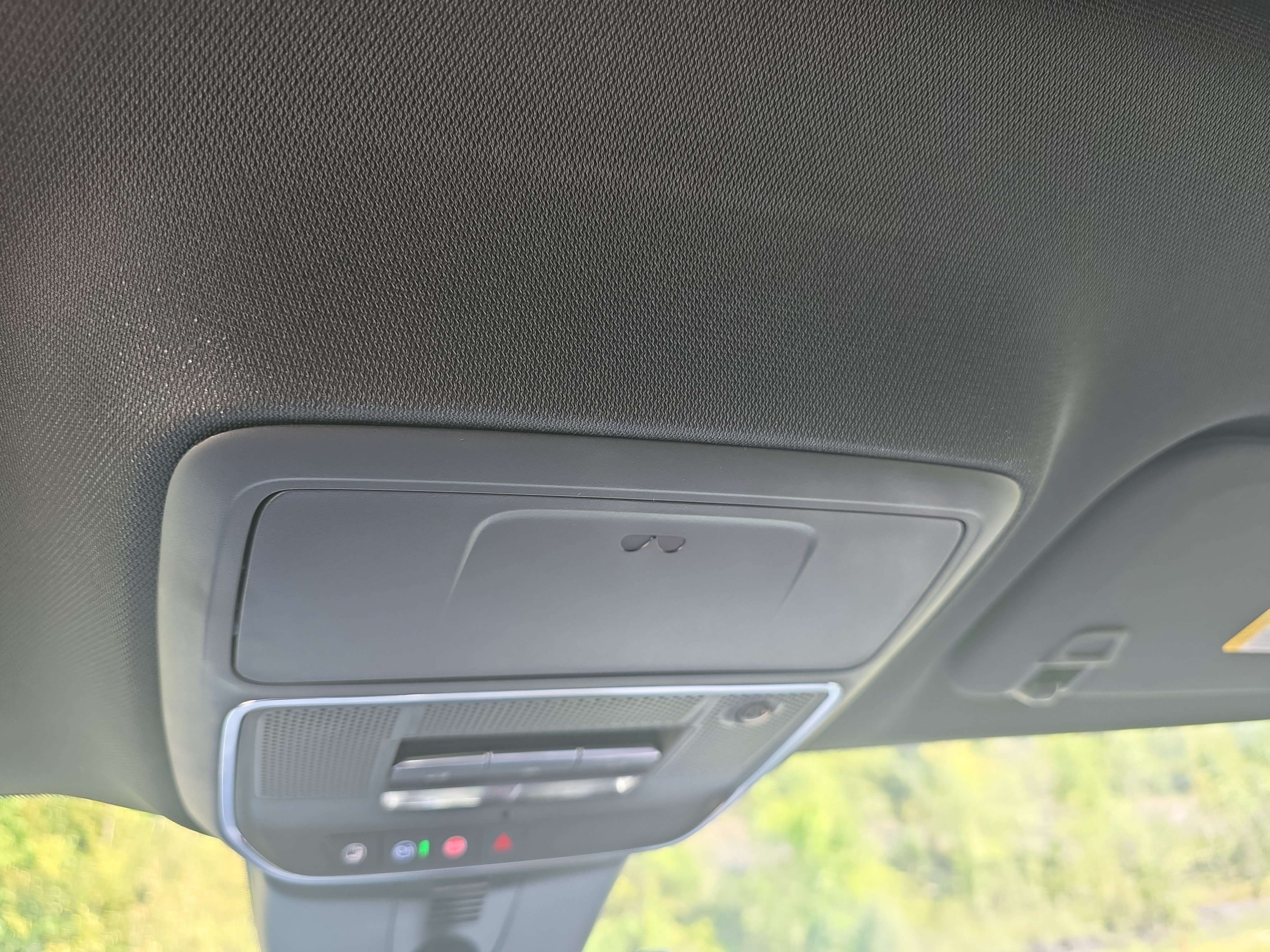 New 2027 Chevrolet Traverse RS w/ LPO, Floor Liner Package AWD/4WD image 18