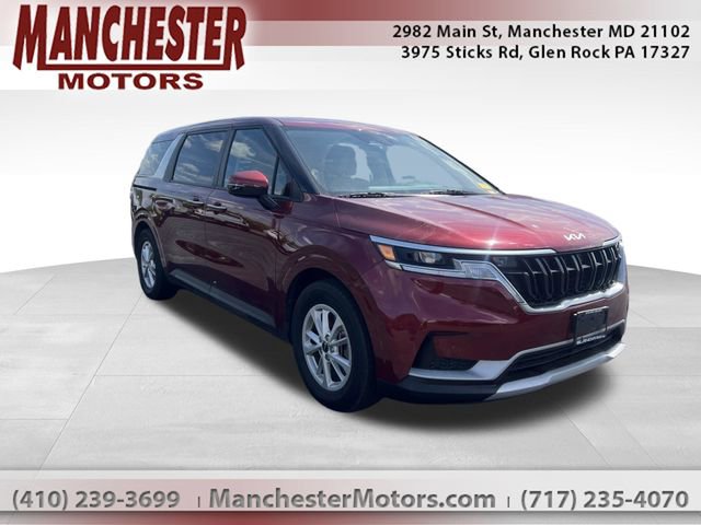 Used 2024 Kia Carnival LX FWD image 1