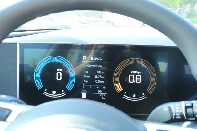 Used 2025 Hyundai Tucson SE image 31