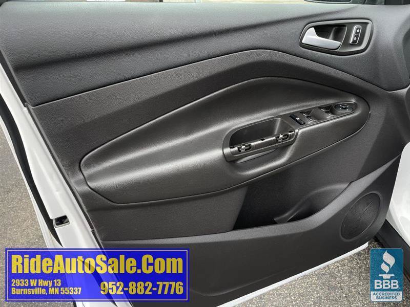 Used 2016 Ford Escape SE AWD/4WD image 9