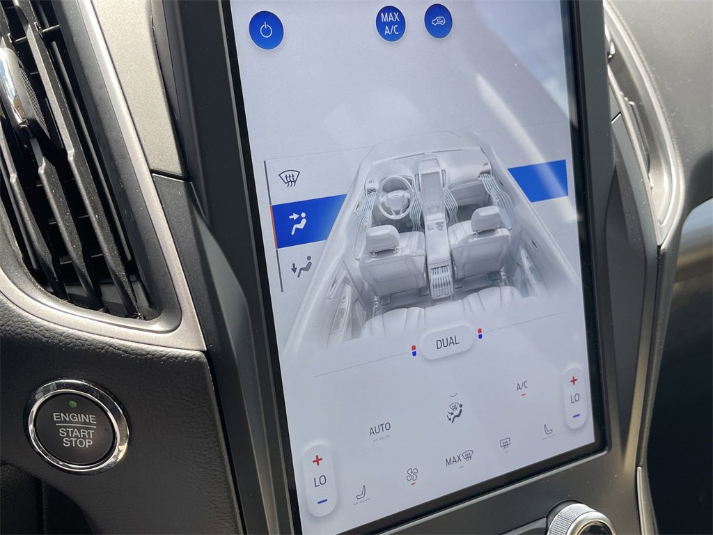 Used 2023 Ford Edge SEL w/ Convenience Package image 23