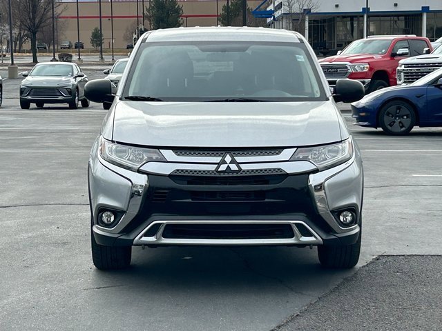 Used 2019 Mitsubishi Outlander SE image 8