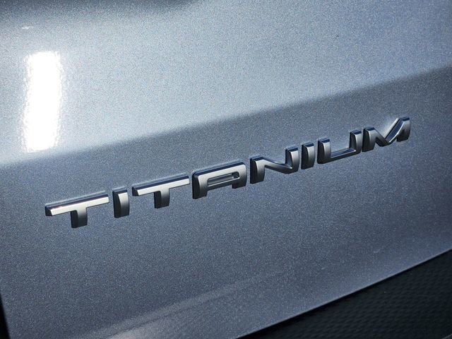 Certified 2022 Ford Escape Titanium w/ Class II Trailer Tow Package image 19