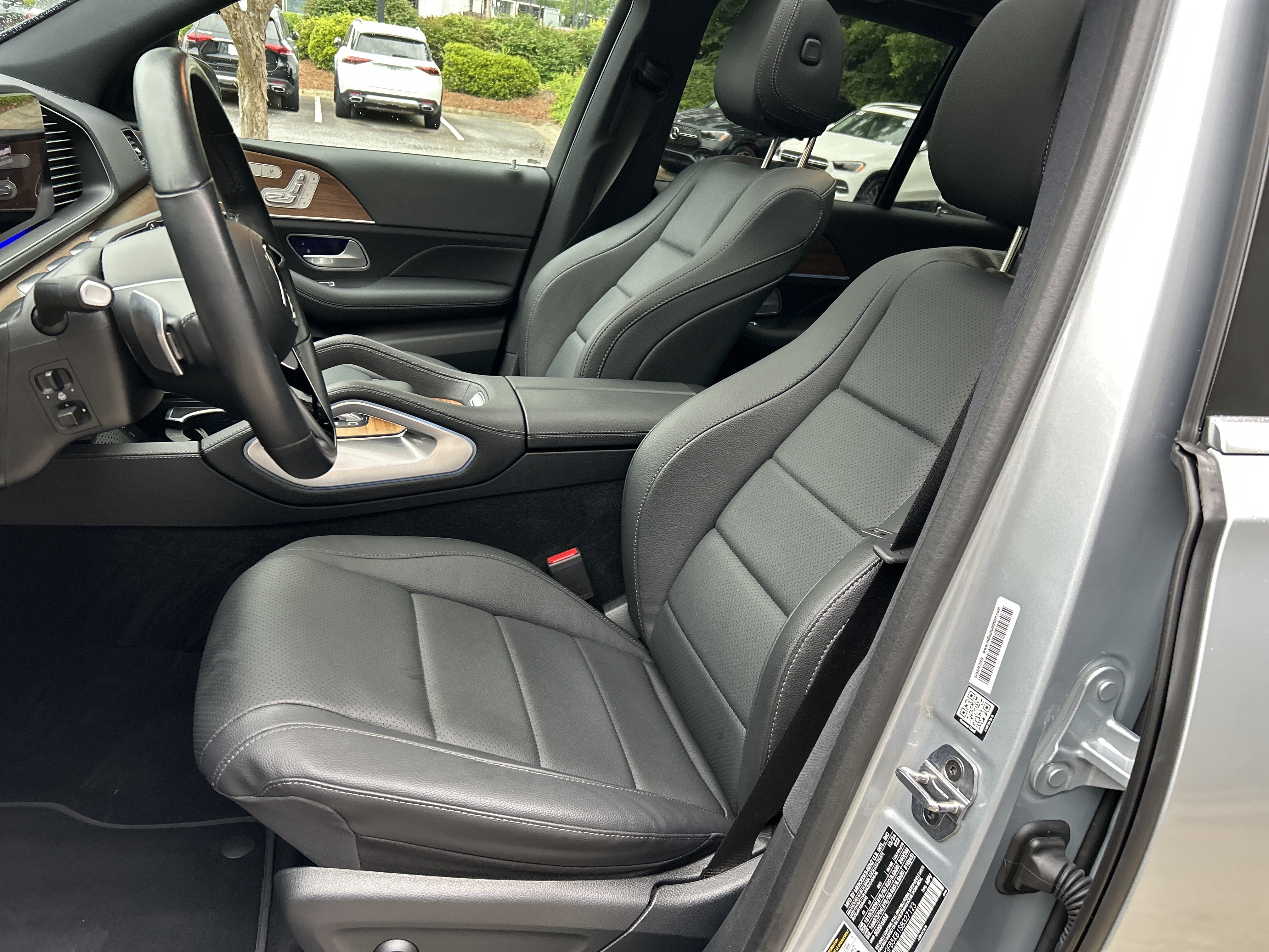 Certified 2025 Mercedes-Benz GLE 450 4MATIC image 21
