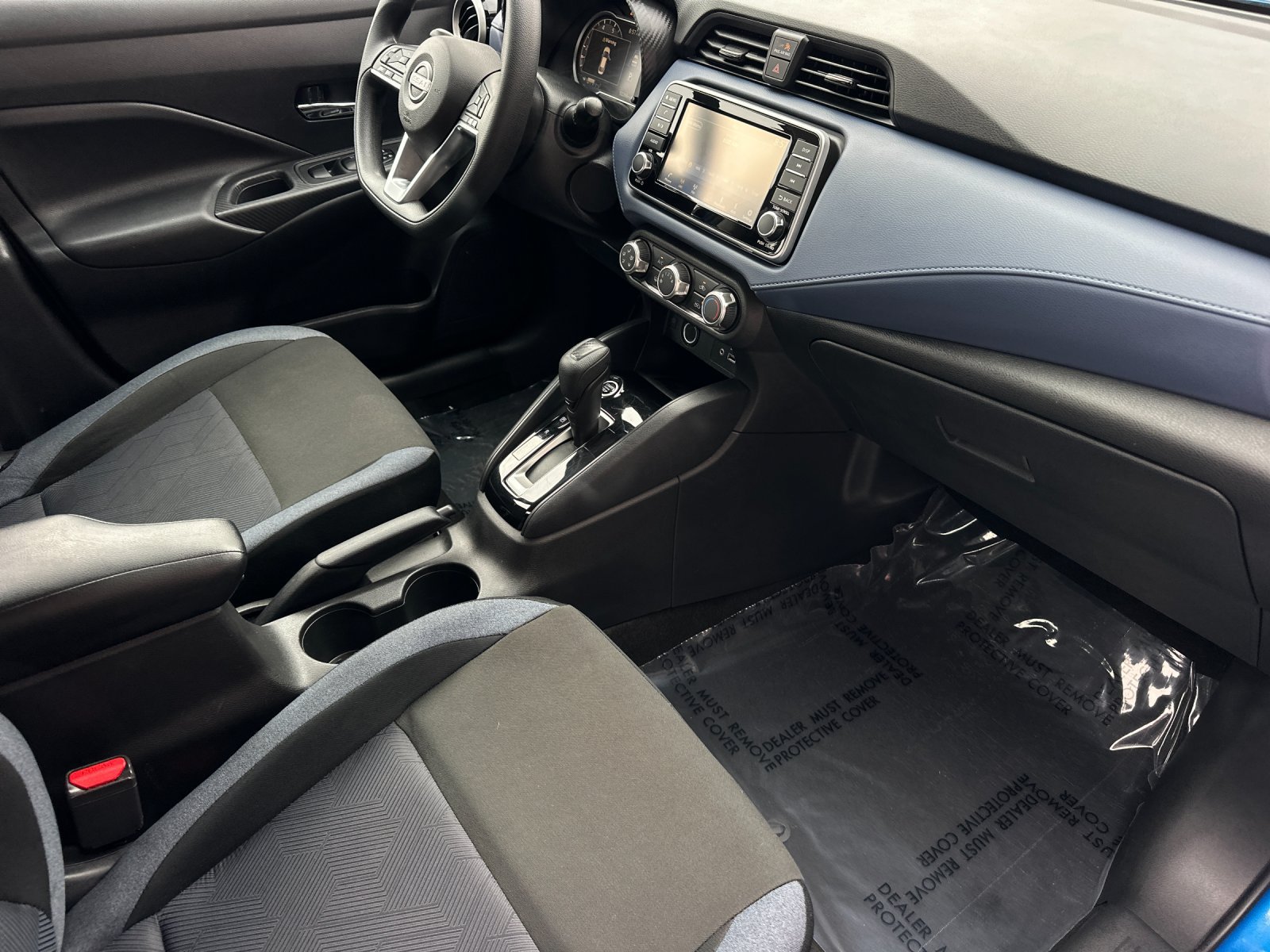 Used 2024 Nissan Versa SV FWD image 14