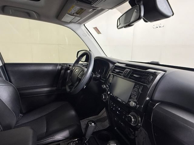 Used 2021 Toyota 4Runner Nightshade AWD/4WD image 31
