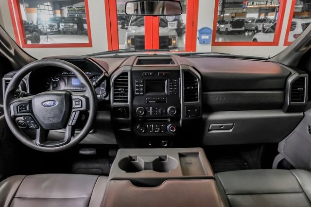 Used 2018 Ford F250 XL w/ Power Equipment Group AWD/4WD image 15