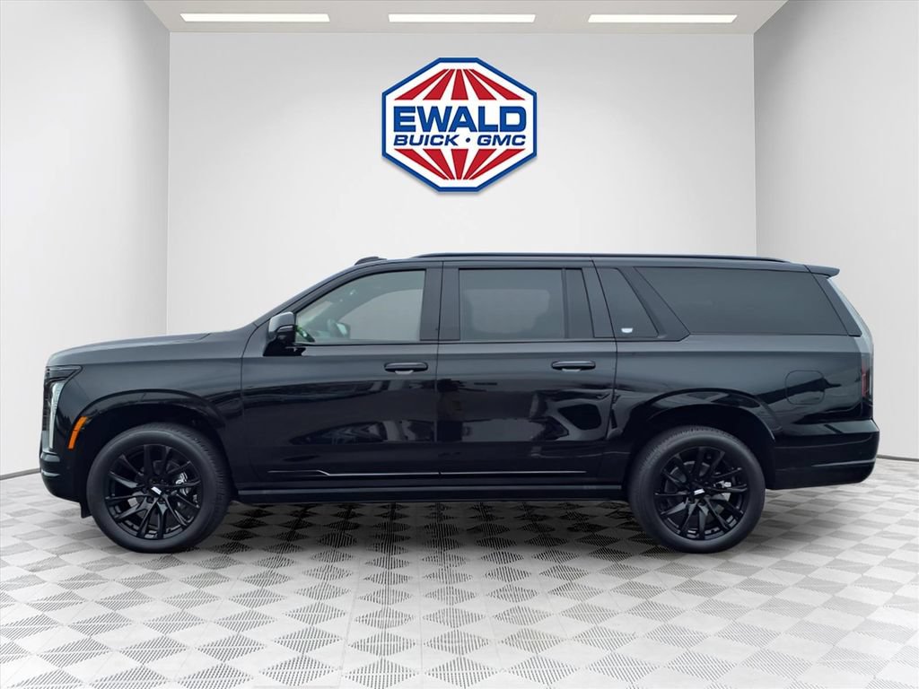 Certified 2026 Cadillac Escalade ESV Sport w/ LPO, ONYX Package AWD/4WD image 7