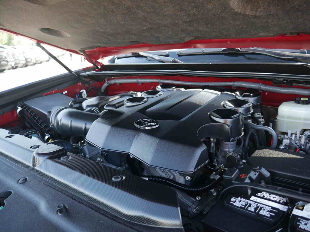 Used 2022 Toyota 4Runner SR5 Premium image 11