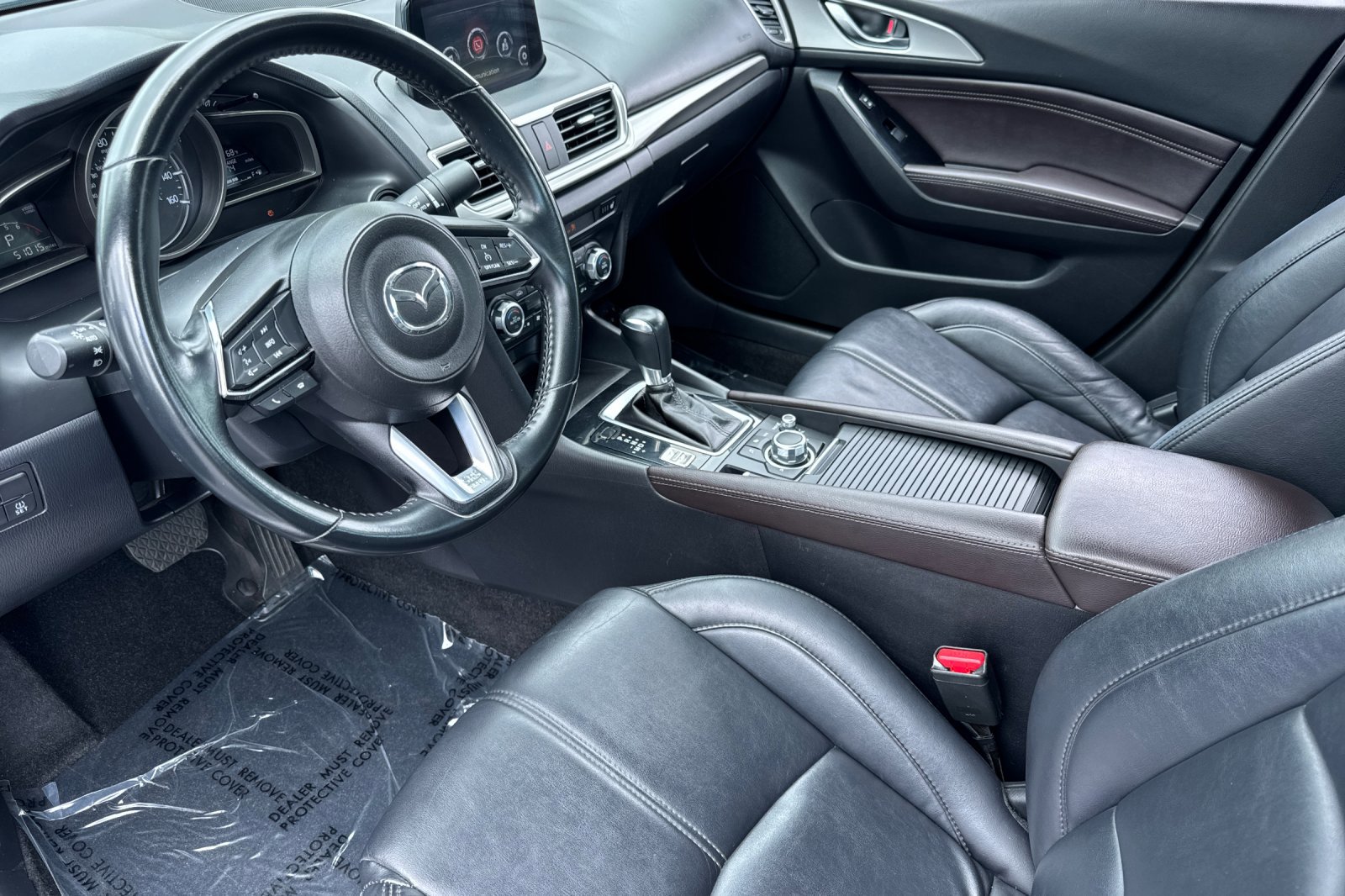 Used 2018 MAZDA MAZDA3 Touring FWD image 4