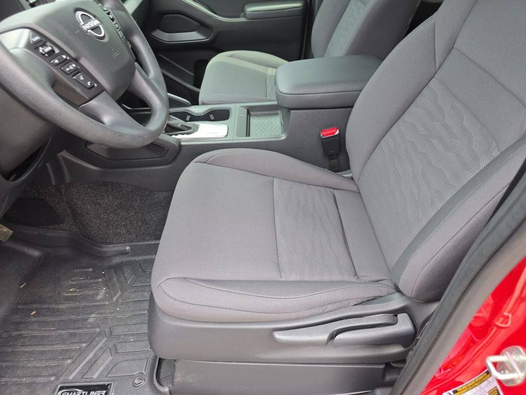 Used 2022 Nissan Frontier S w/ Technology Package AWD/4WD image 21