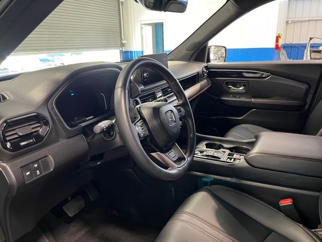 Used 2023 Honda Pilot TrailSport image 22