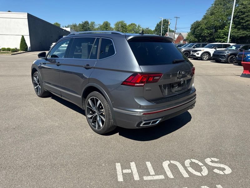 Used 2023 Volkswagen Tiguan SEL R-Line AWD/4WD image 19