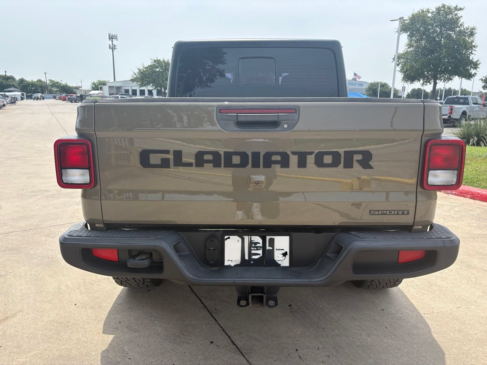 Used 2020 Jeep Gladiator Sport AWD/4WD image 6