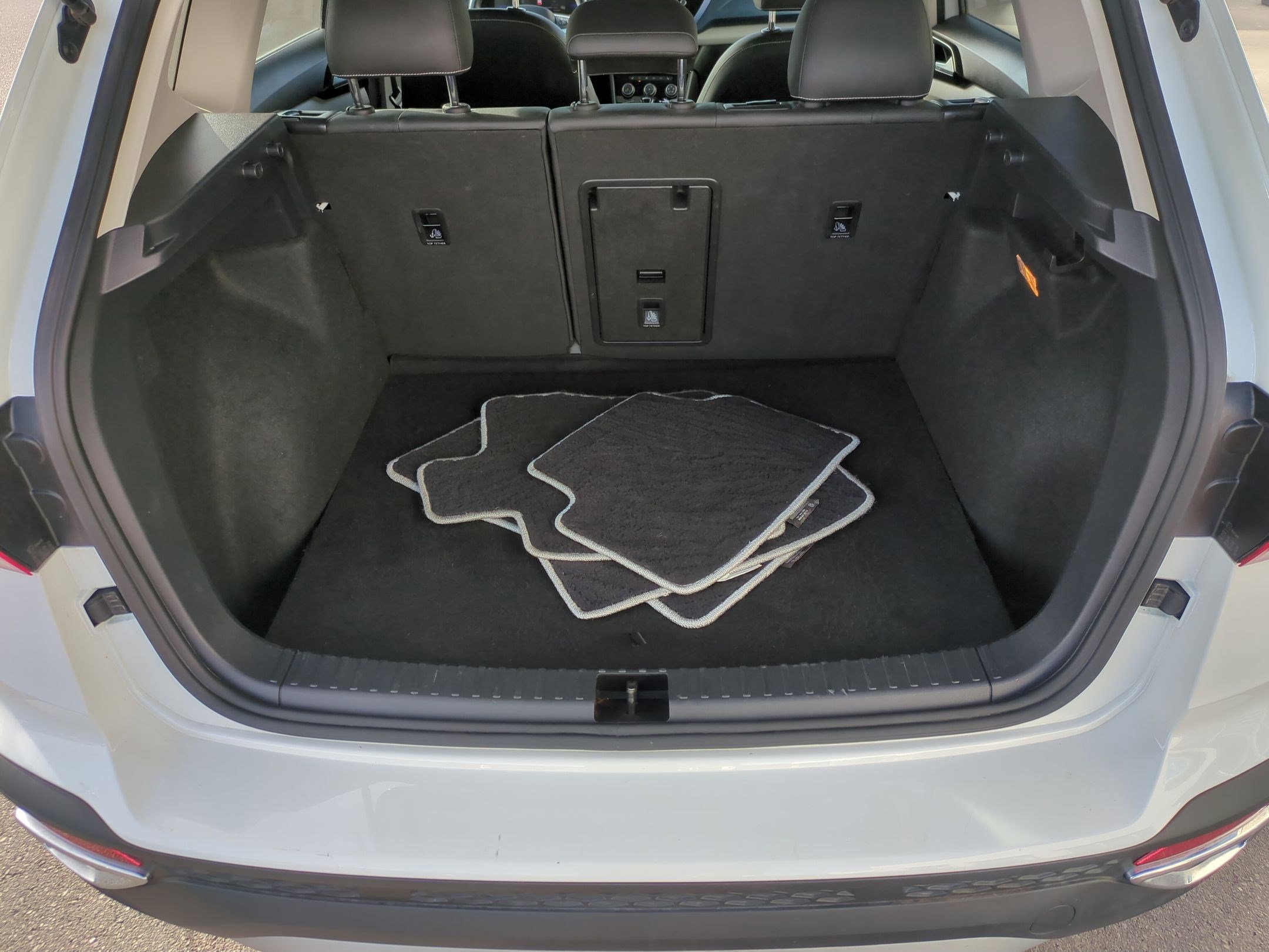 Used 2023 Volkswagen Taos SE image 31