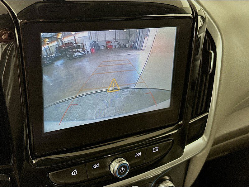 Used 2019 Chevrolet Traverse LT FWD image 15