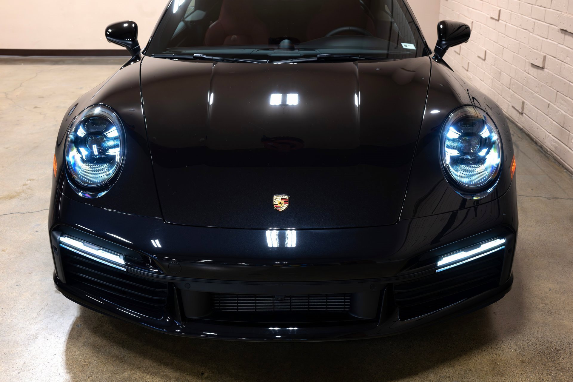 Used 2024 Porsche 911 Turbo image 32