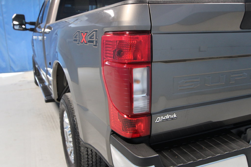 Used 2020 Ford F250 Lariat w/ Chrome Package AWD/4WD image 41