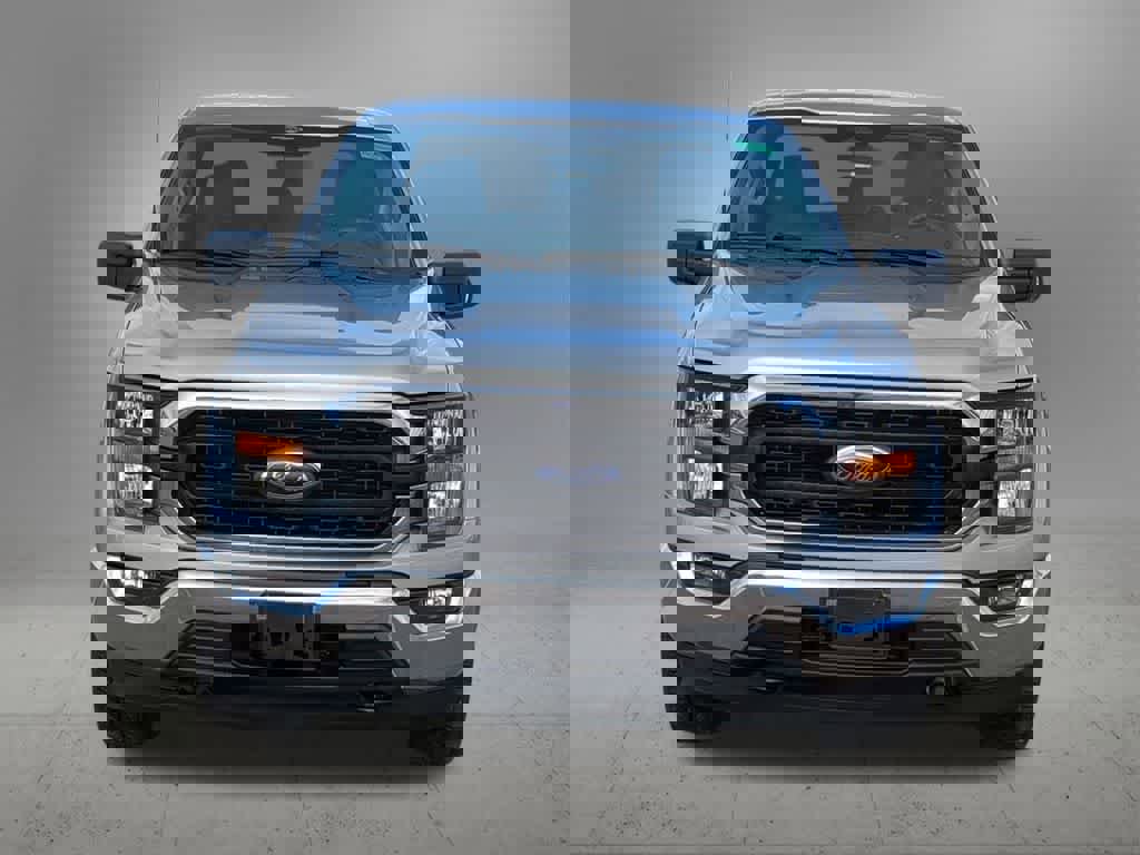 Used 2023 Ford F150 XLT w/ Trailer Tow Package image 9